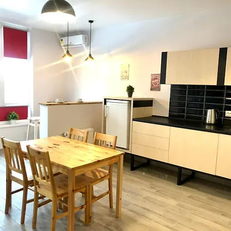 Osapart In A Complex Semycvit * リヴィウ