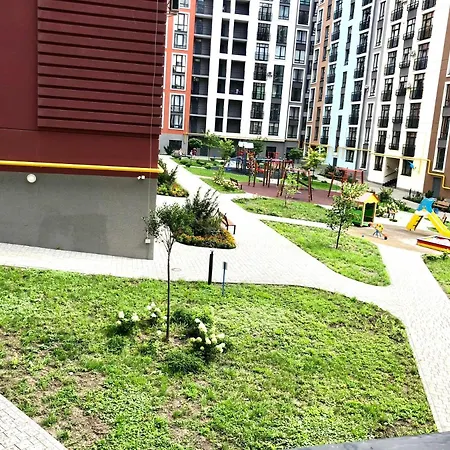 Osapart In A Complex Semycvit * リヴィウ